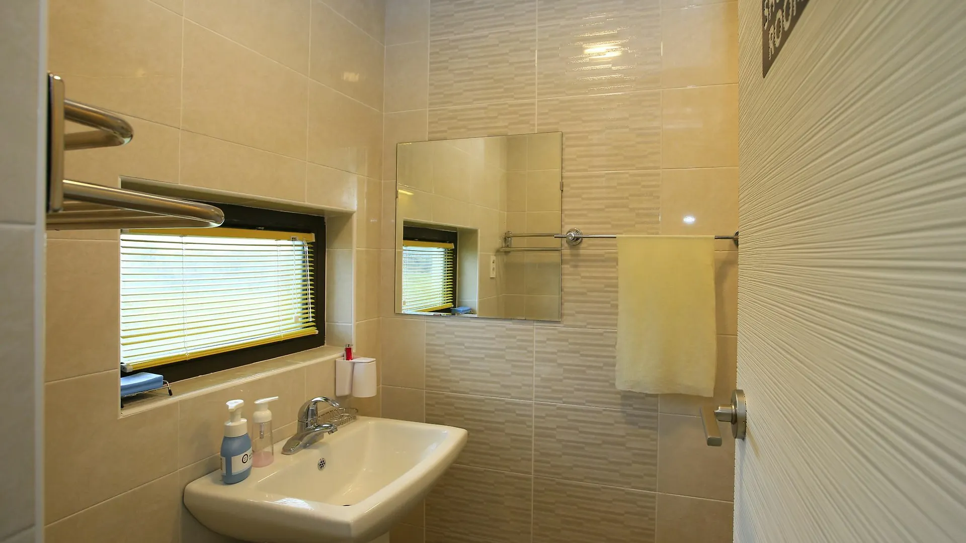 Dongdong Guesthouse Jeju 0*,  South Korea